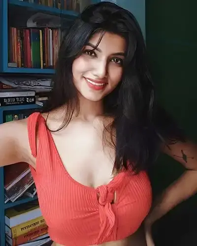 Udumalaipettai Call Girl
